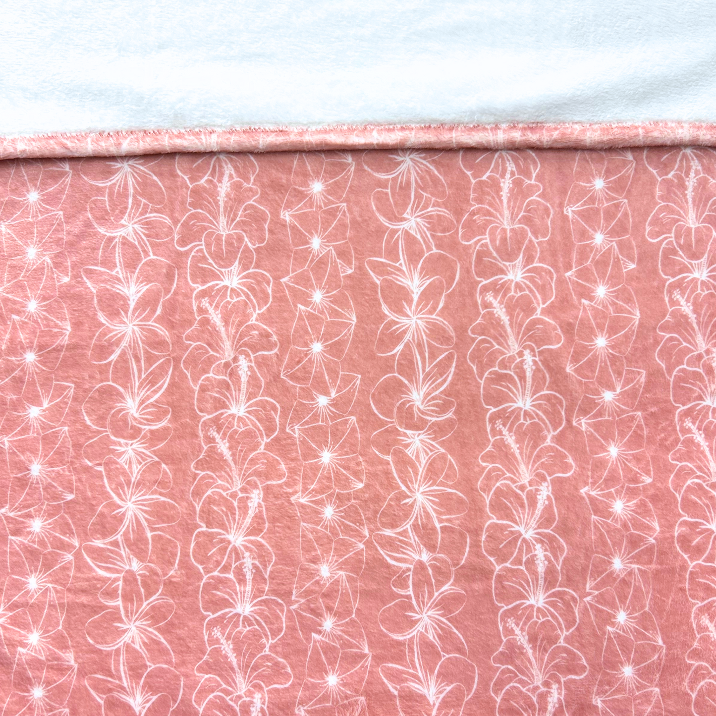 Plush Blanket Isla Flores
