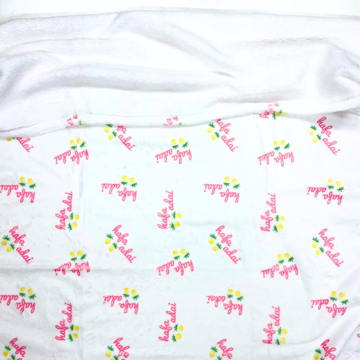 Plush Blanket Hafa Adai Pineapple